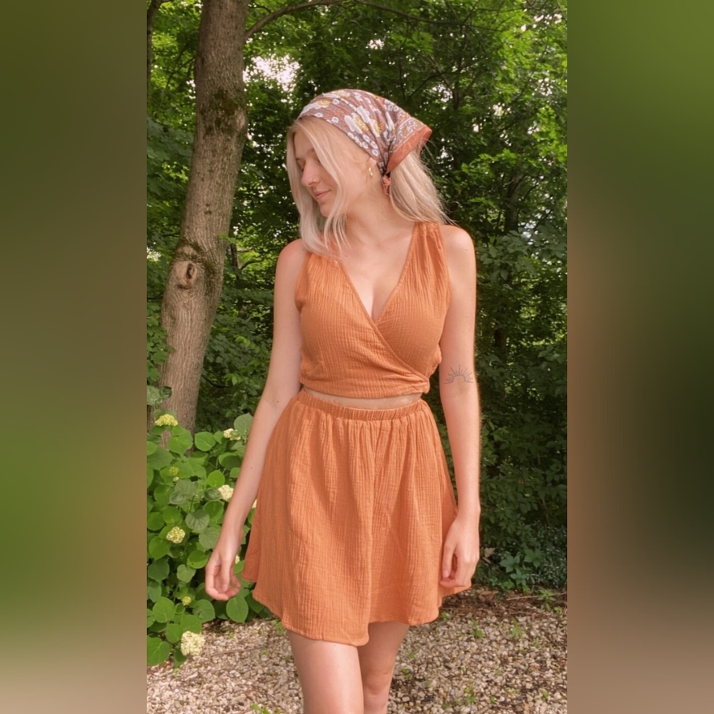 Desert Gold Cut Out Mini